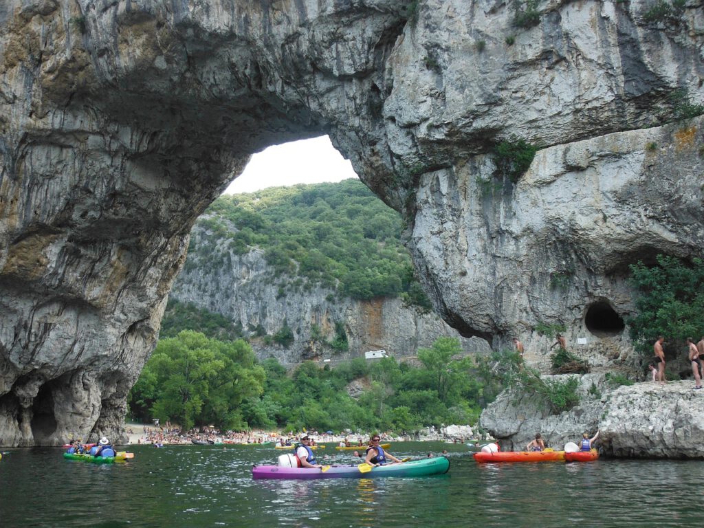 vallont pont d'arc, france, river-319266.jpg